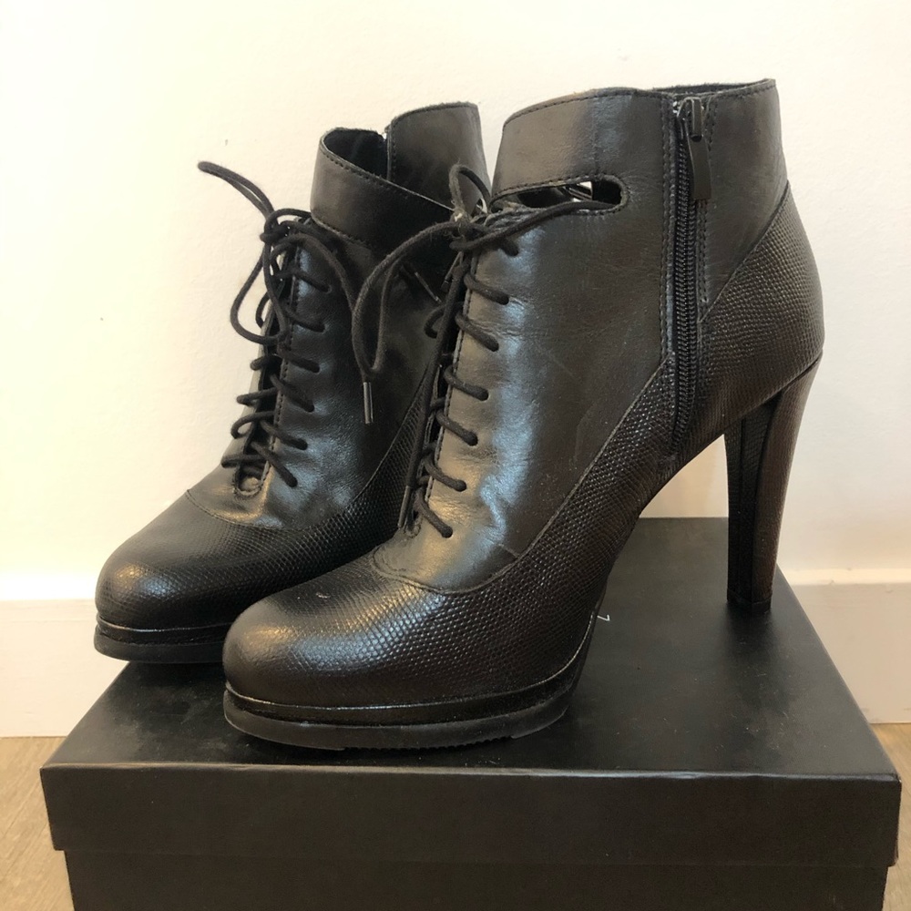French Connection NEVER WORN leather booties